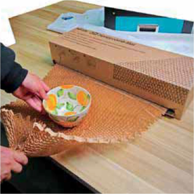 TAPPETINO ALVEOLARE 3D   55CMX30MT PER IMBALLO