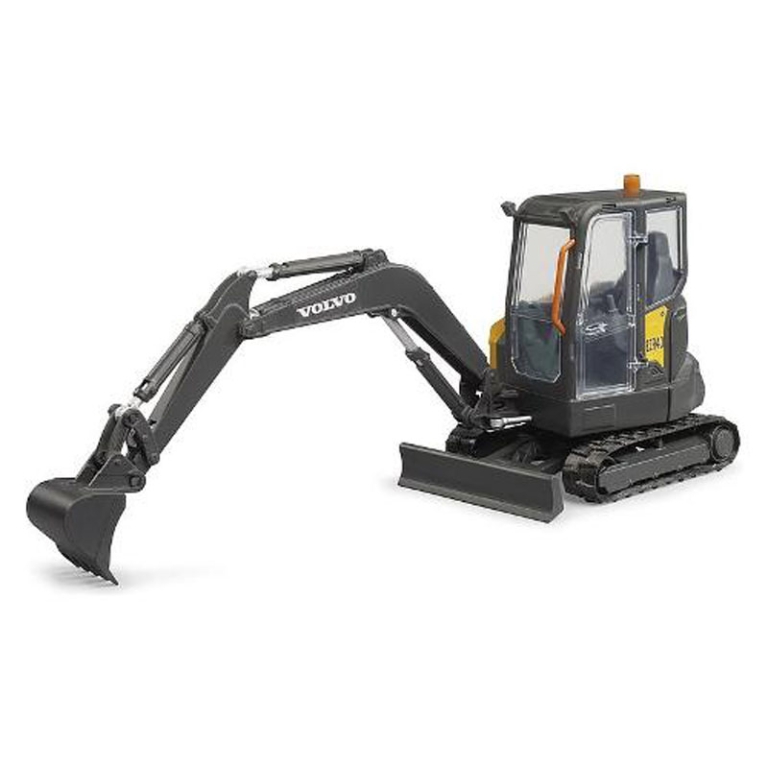 MINI ESCAVATORE VOLVO    ECR40 2