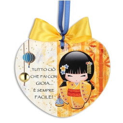 FORMELLA 12X11CM KOKESHI CUORE DECORI ARANCIONE