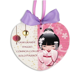 FORMELLA 12X11CM KOKESHI CUORE DECORI ROSA