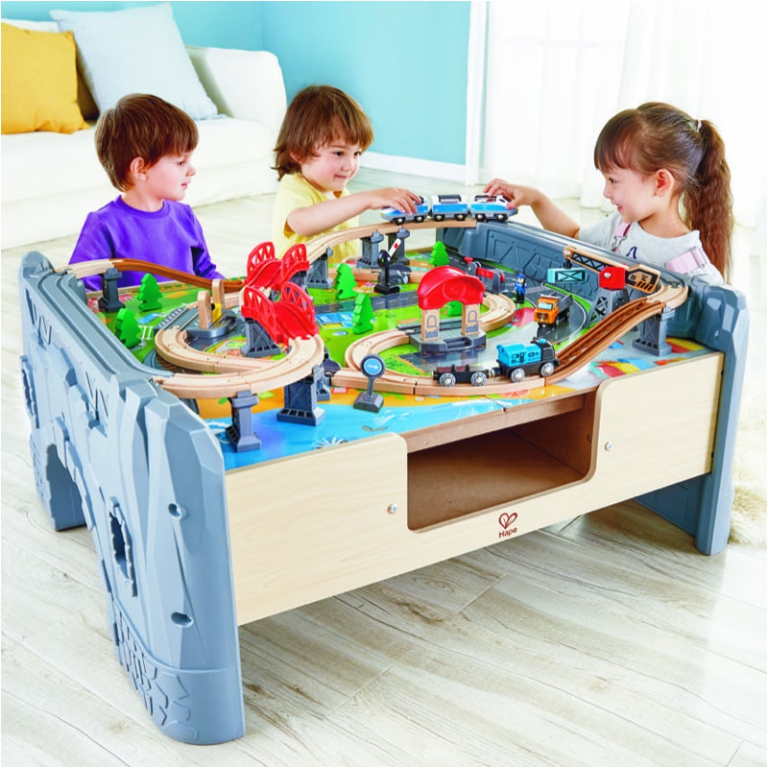 SET TAVOLO TRENO 70PZ 2