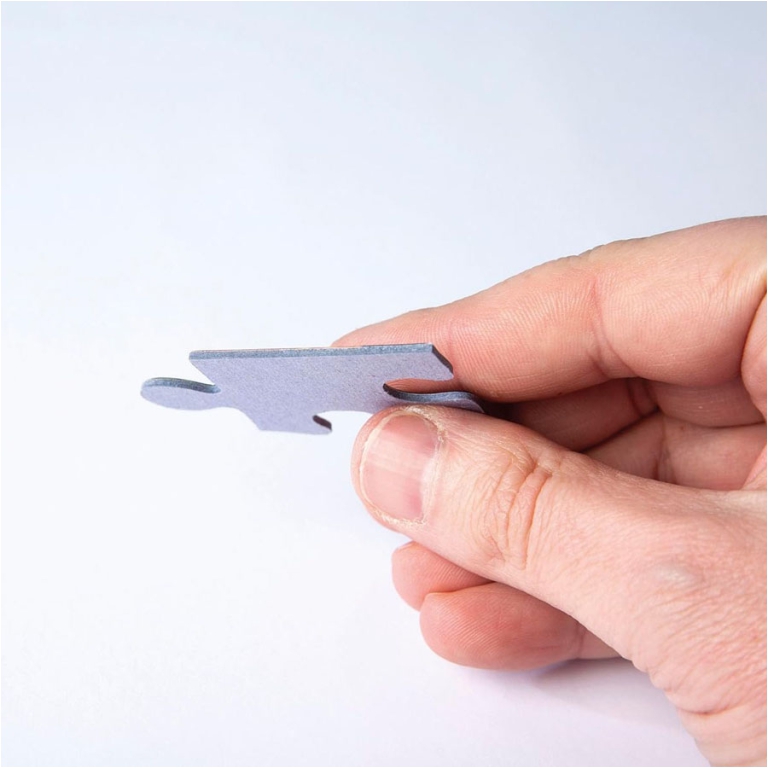 K-POP DEMON HUNTERS      PUZZLE 104PZ 5