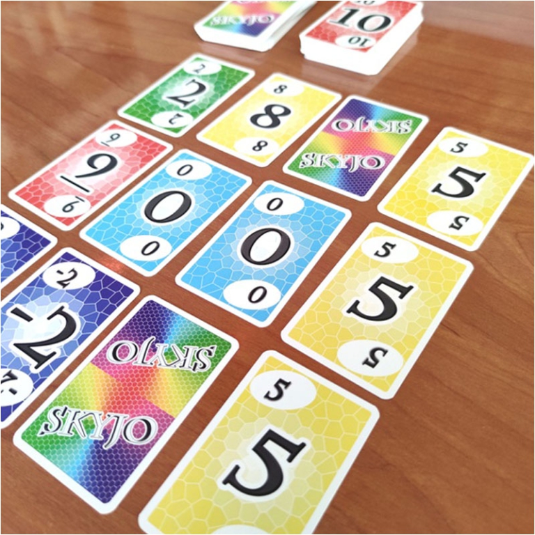 SKYJO 8+ GIOCHI 2-8 GIOCATORI 2