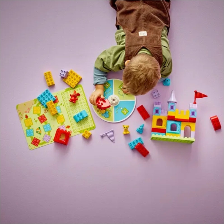 LEGO DUPLO GIOCO AL CASTELLO CON SALTERELLO 5