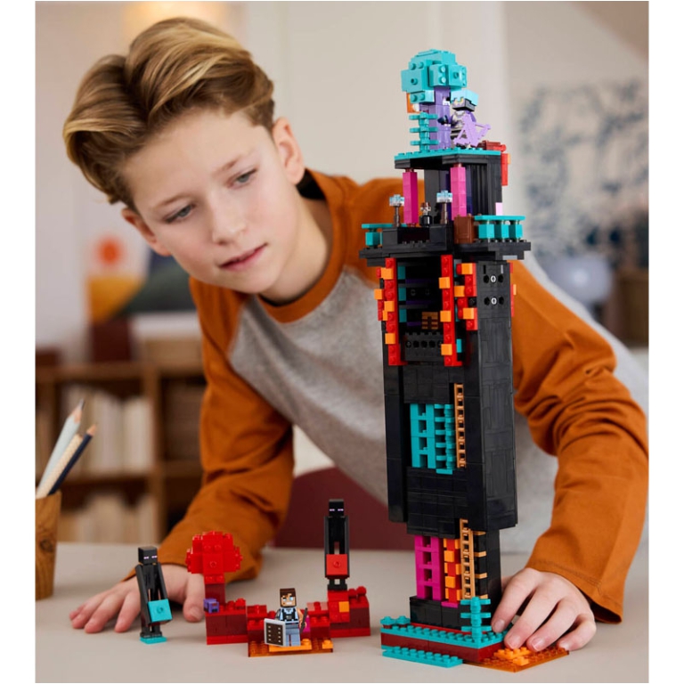 LEGO MINECRAFT LA TORRE DELL'ENDERMAN 2