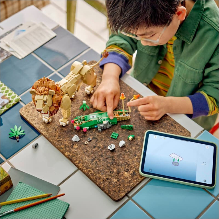 LEGO CREATOR LEONE MAESTOSO 5