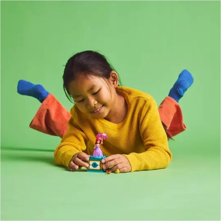 LEGO DISNEY ARIEL BALLERINA 5
