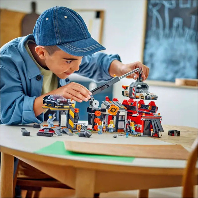 LEGO CITY SFASCIACARROZZE CON AUTO 5
