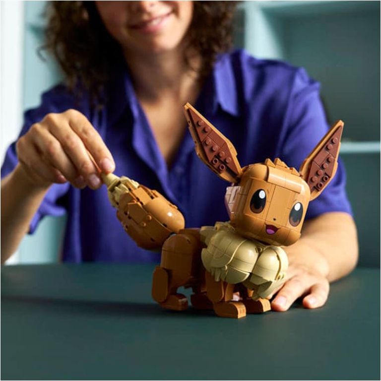 LEGO POKEMON EEVEE 2