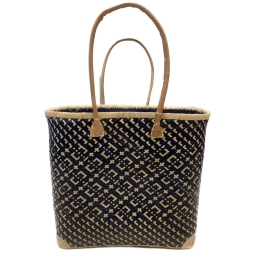 BORSA A BUSTA SCAMOSCIATA CON BORCHIE E TRACOLLA