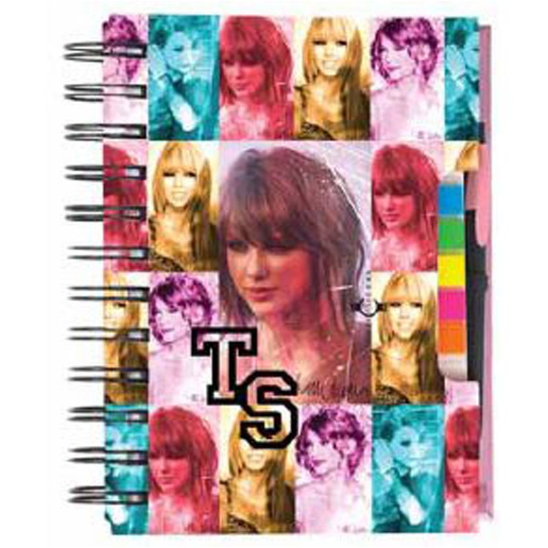 NOTEBOOK CON SPIRALE A5 CON PENNA TAYLOR SWIFT