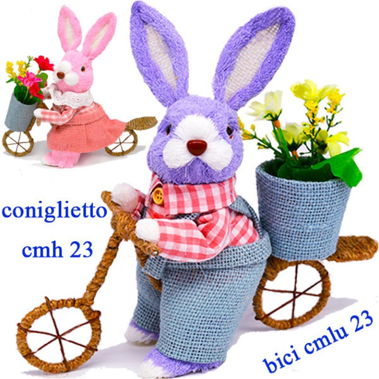 CONIGLIO IN PAGLIA CON BICICLETTA H23CM SOGGETTI ASSORTITI
