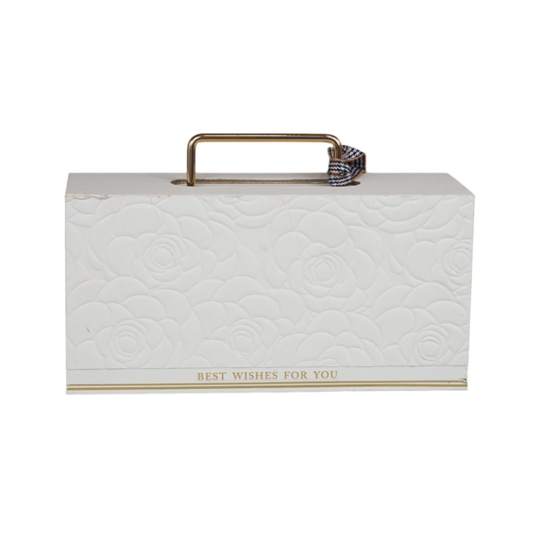 BORSA CARTONCINO         26X13X8,5CM CON MANICO