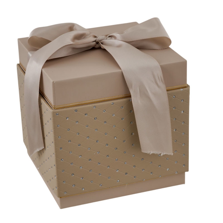 SCATOLA 15X15X15CM TORTORA LAVORATA CON FIOCCO 2