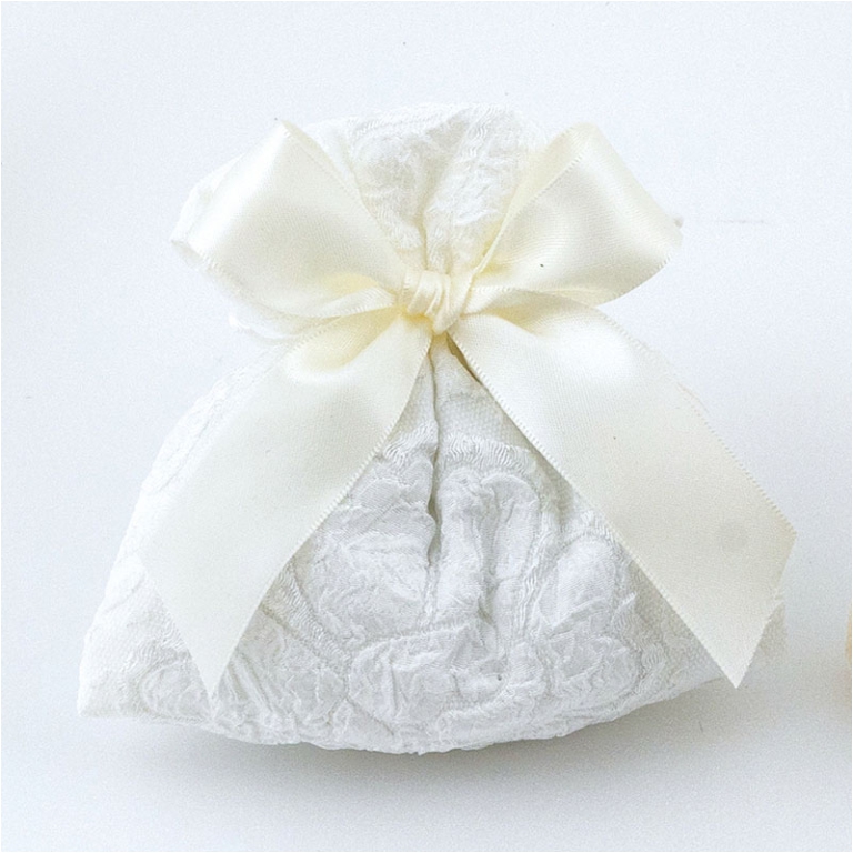 SACCHETTO 14X12CM RICAMO PIATTO BIANCO 10PZ