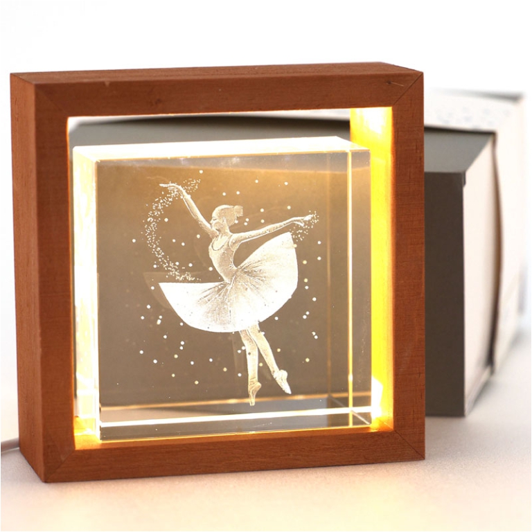 TECA LUMINOSA 11X11X4,5CM BALLERINA CAVO GIFTBOX
