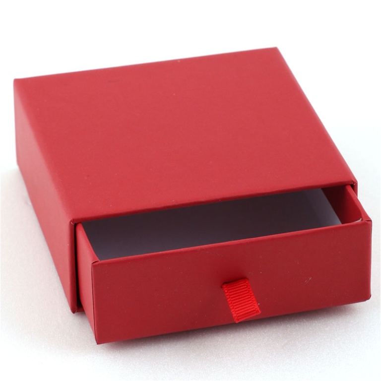 SCATOLA 12PZ ROSSA       8X8X3CM CON CASSETTINO