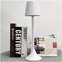 LAMPADA ELLON BIANCA 3,5W 10X38CM ALLUMINIO